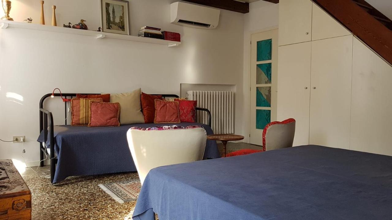 Residenza Emilia Apartment Венеция Екстериор снимка
